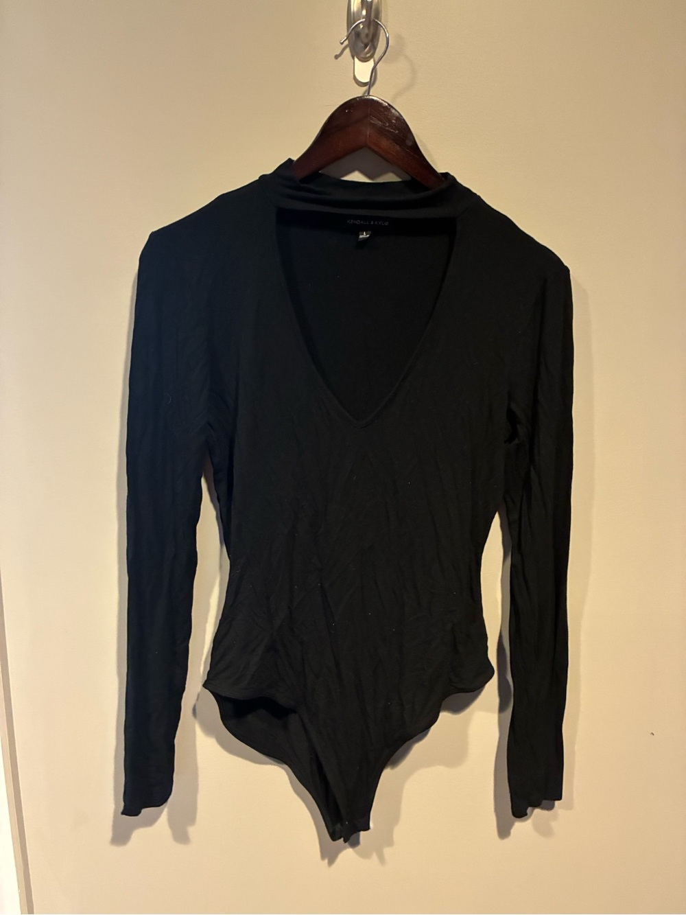 Kendall & Kylie Black Long-Sleeve V-Neck Bodysuit